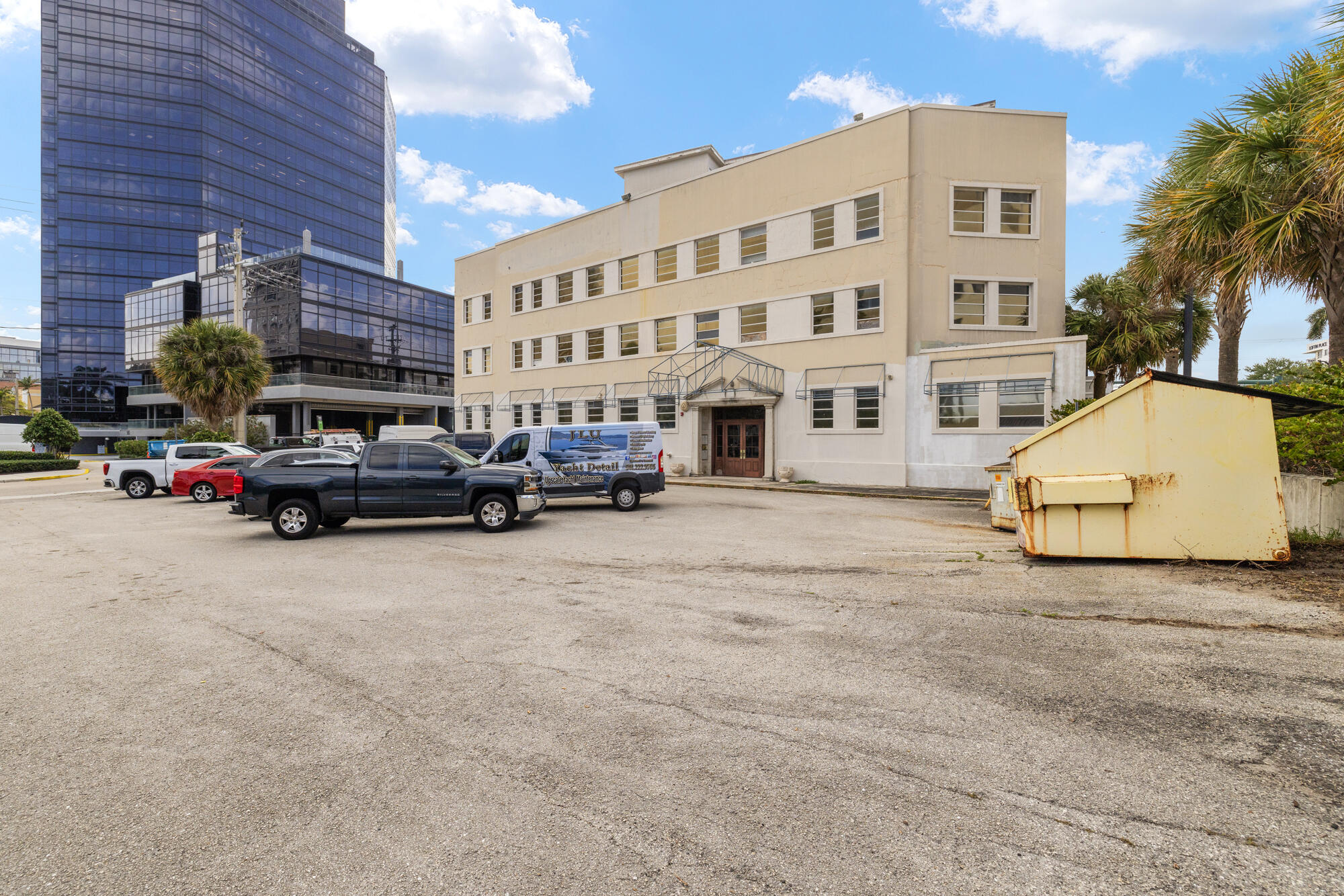 215 5th Street