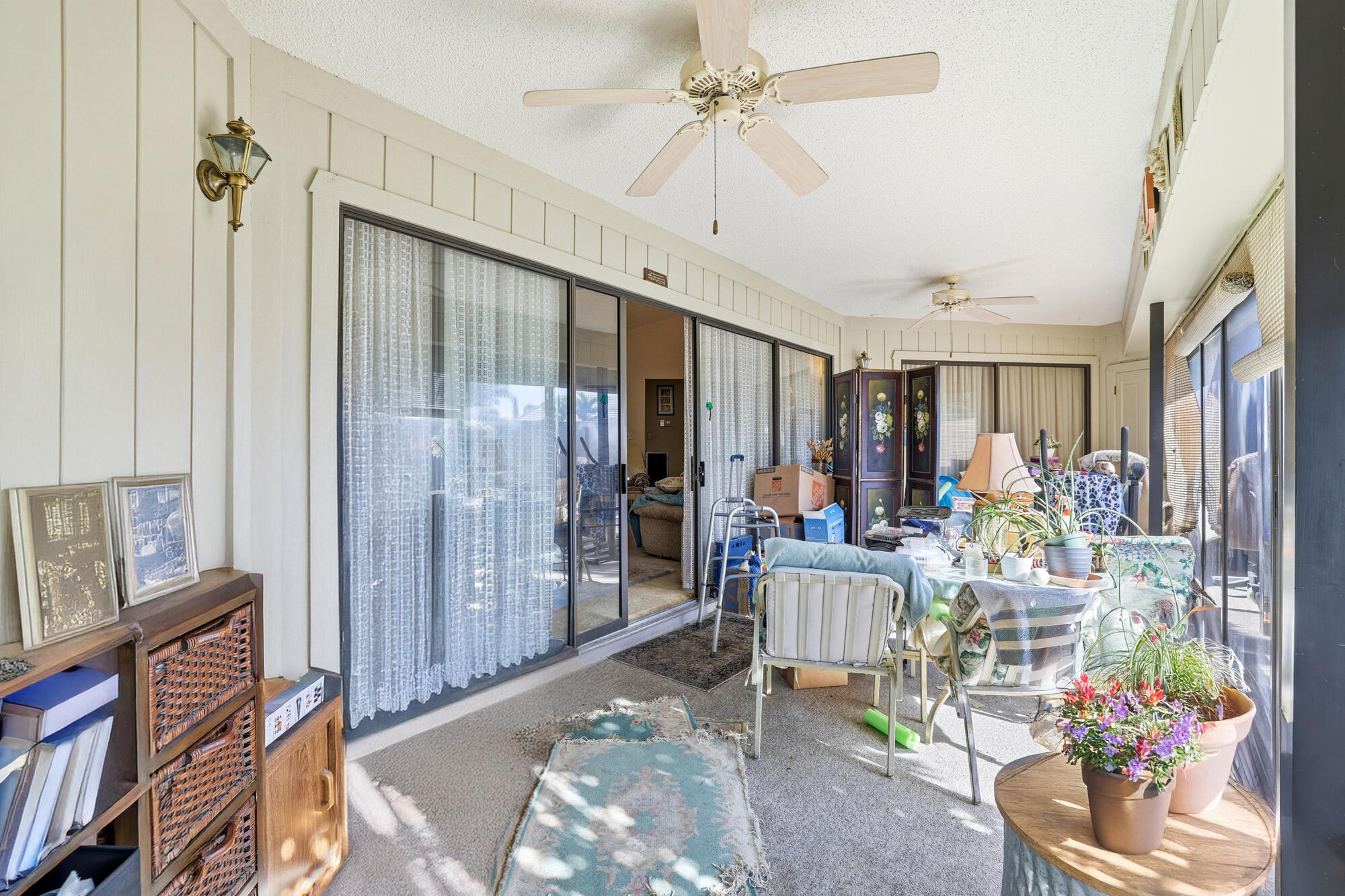 1127 E Seminole Avenue 9c