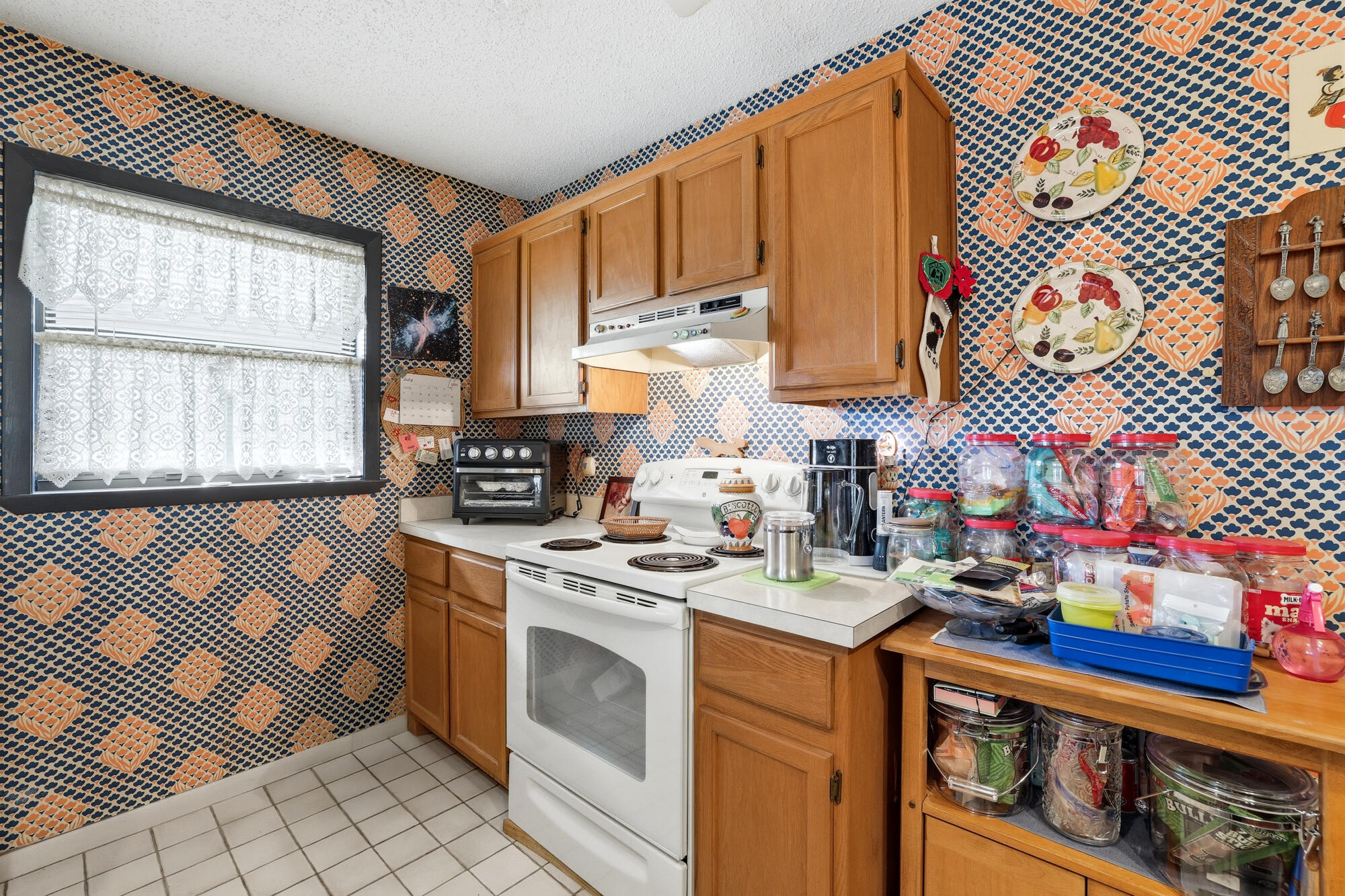 1127 E Seminole Avenue 9c