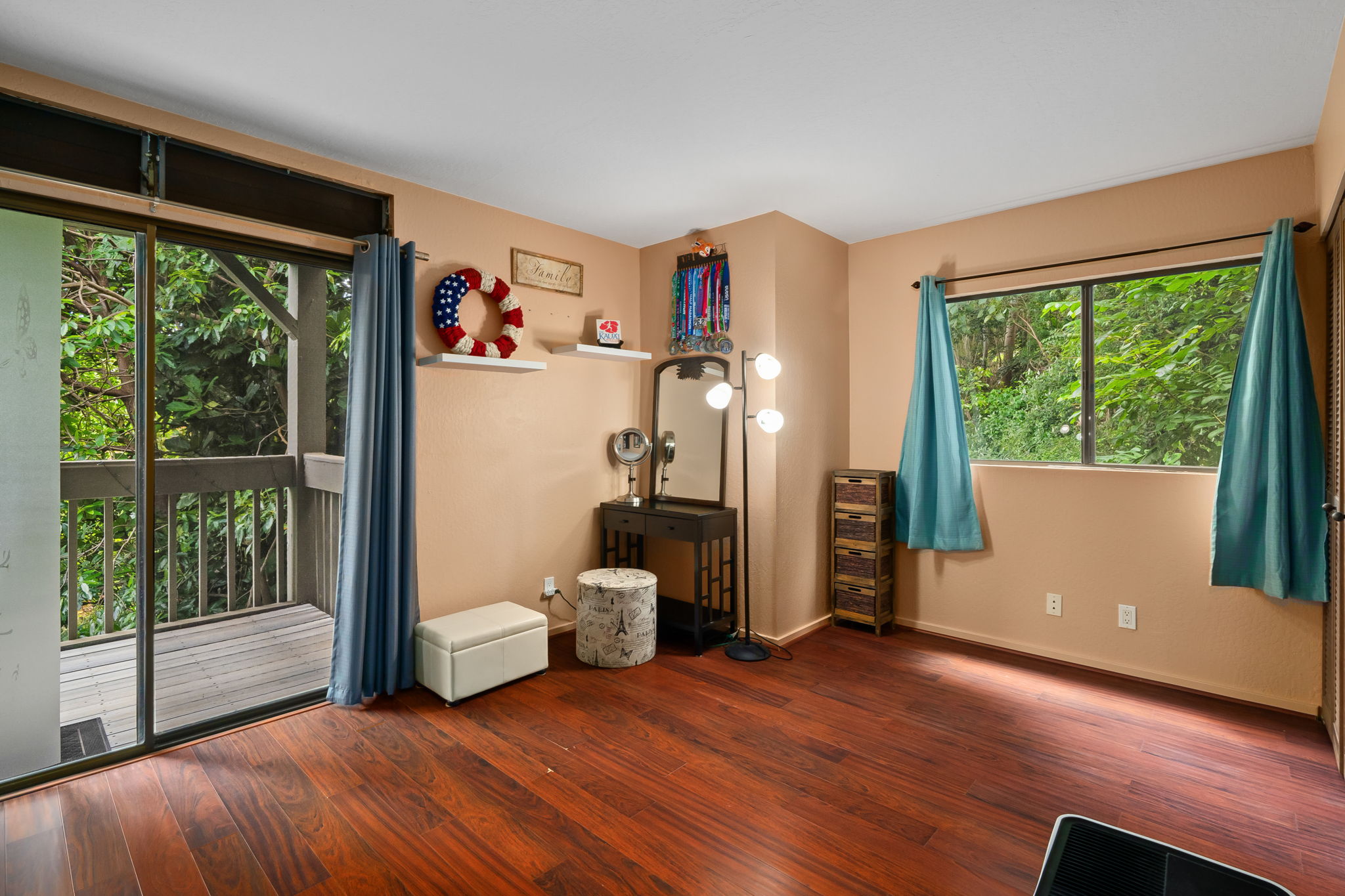 4370 KALAHEO DR 16