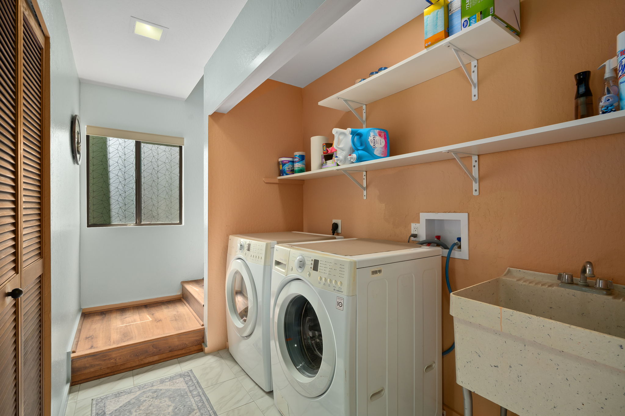 4370 KALAHEO DR 16