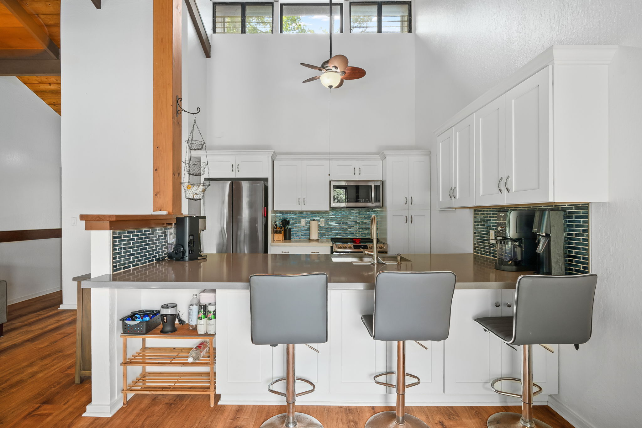 4370 KALAHEO DR 16