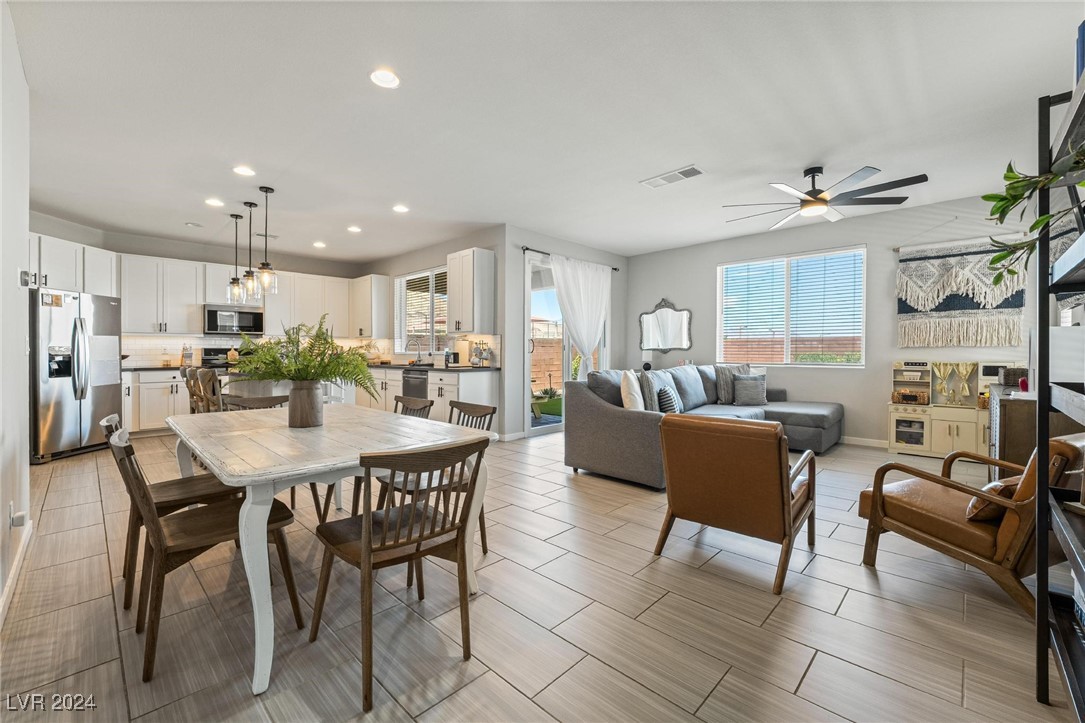 9784 Pyrite Mystery Avenue