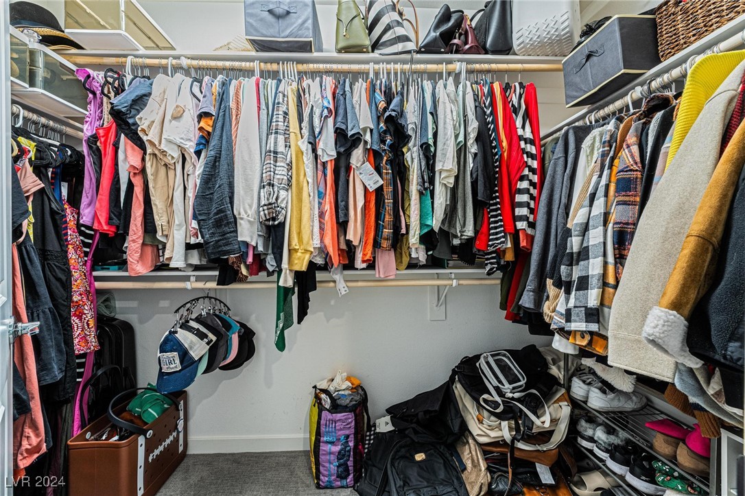 9784 Pyrite Mystery Avenue