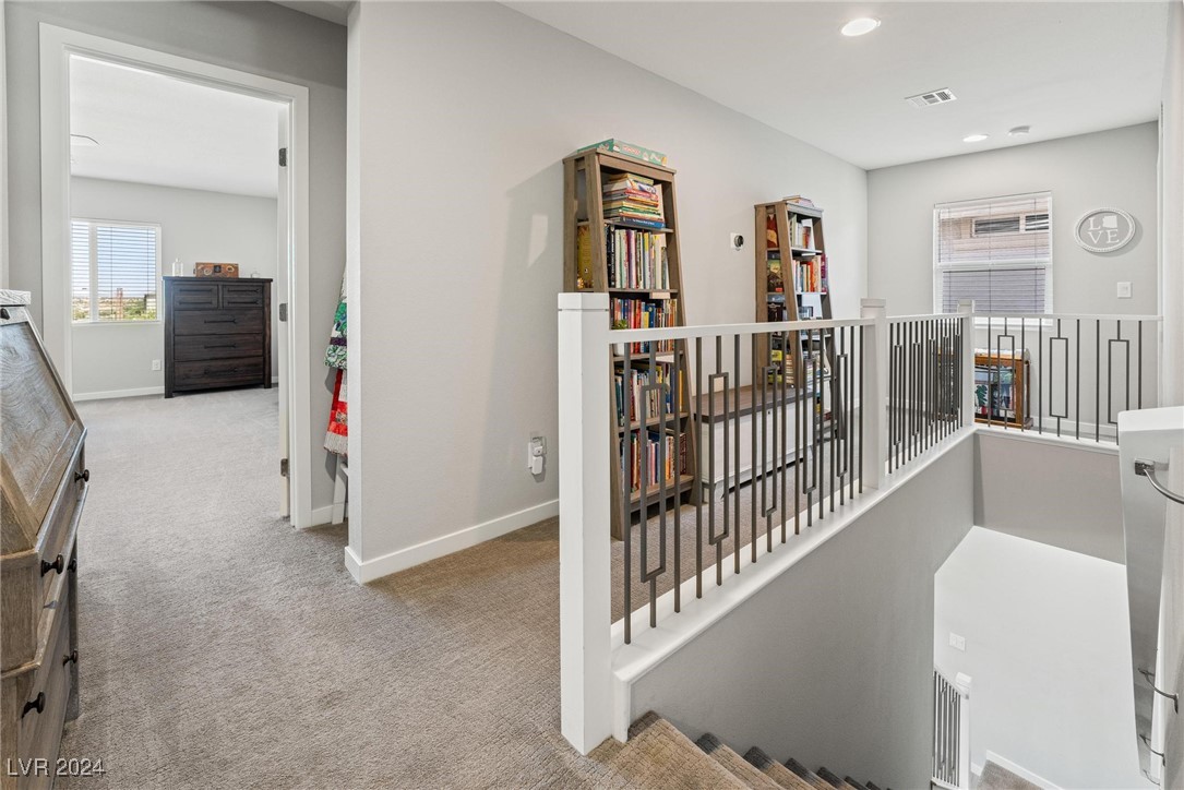 9784 Pyrite Mystery Avenue