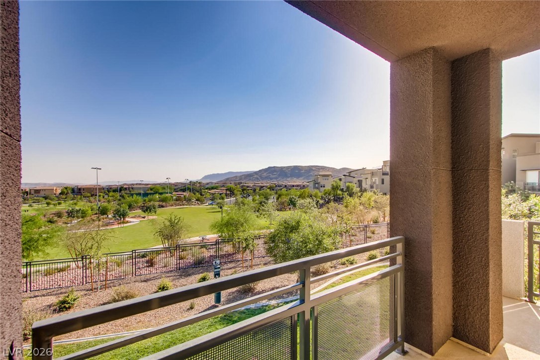 11227 CACTUS TOWER Avenue 103