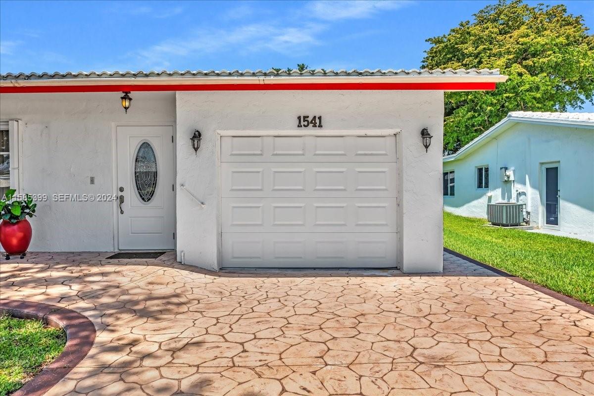 1541 NW 85th Avenue