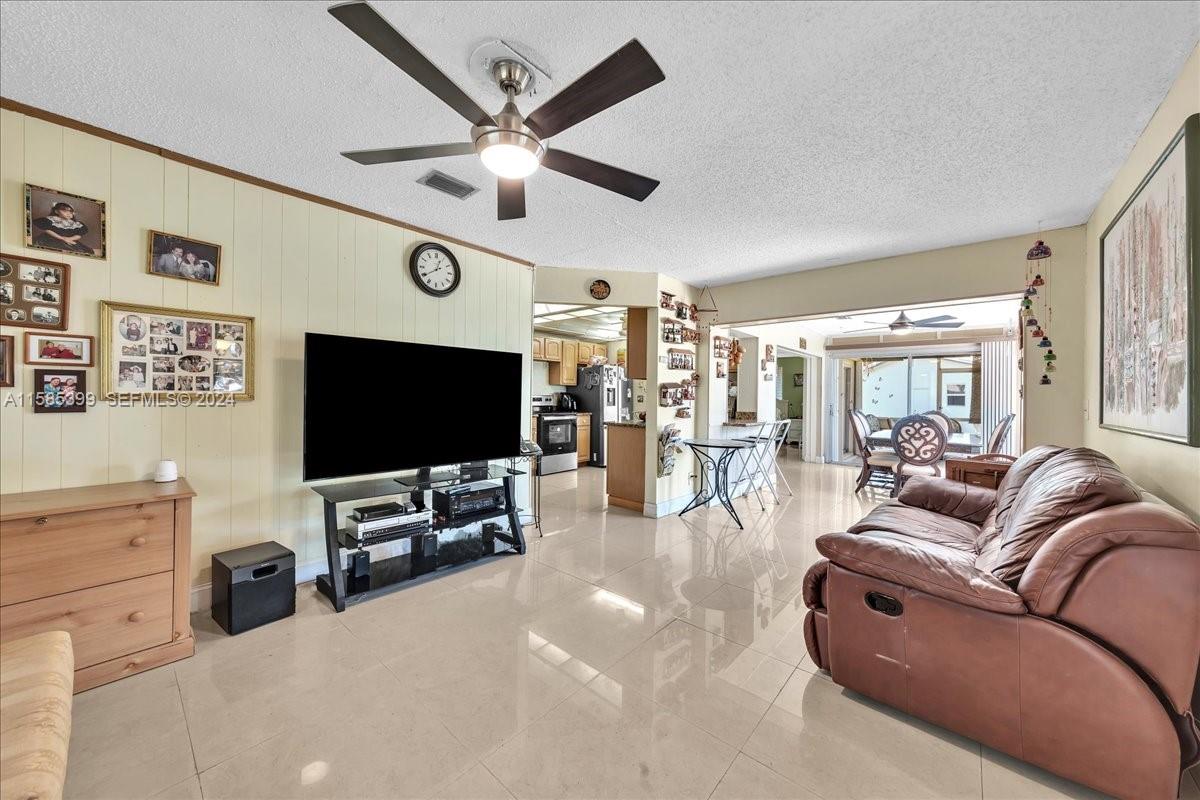 1541 NW 85th Avenue