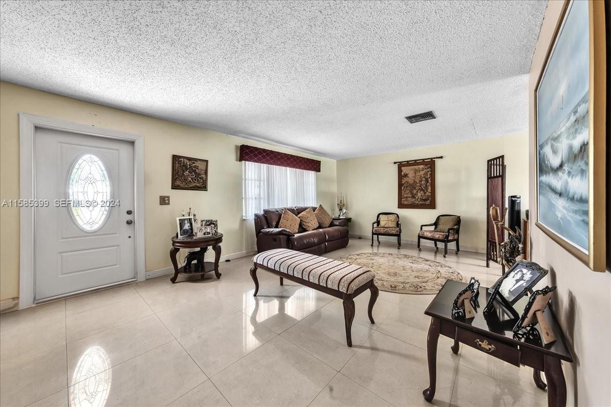 1541 NW 85th Avenue