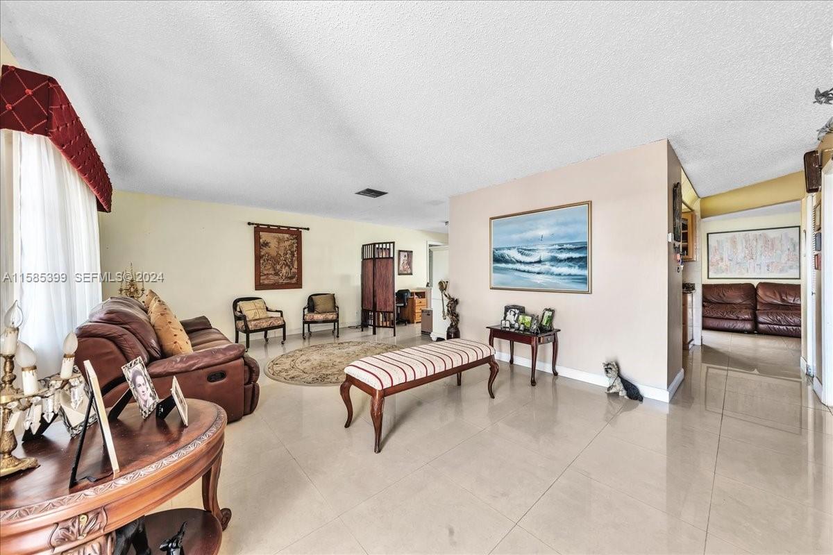 1541 NW 85th Avenue