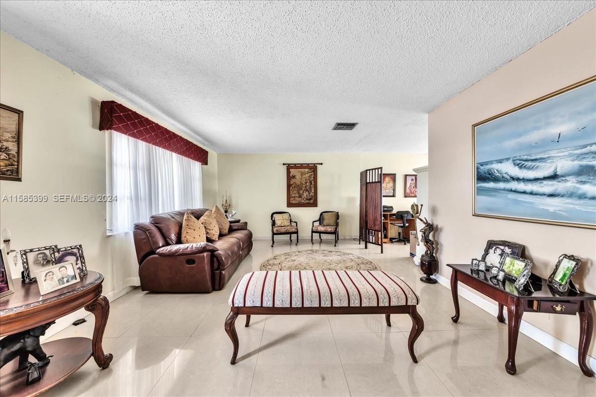 1541 NW 85th Avenue