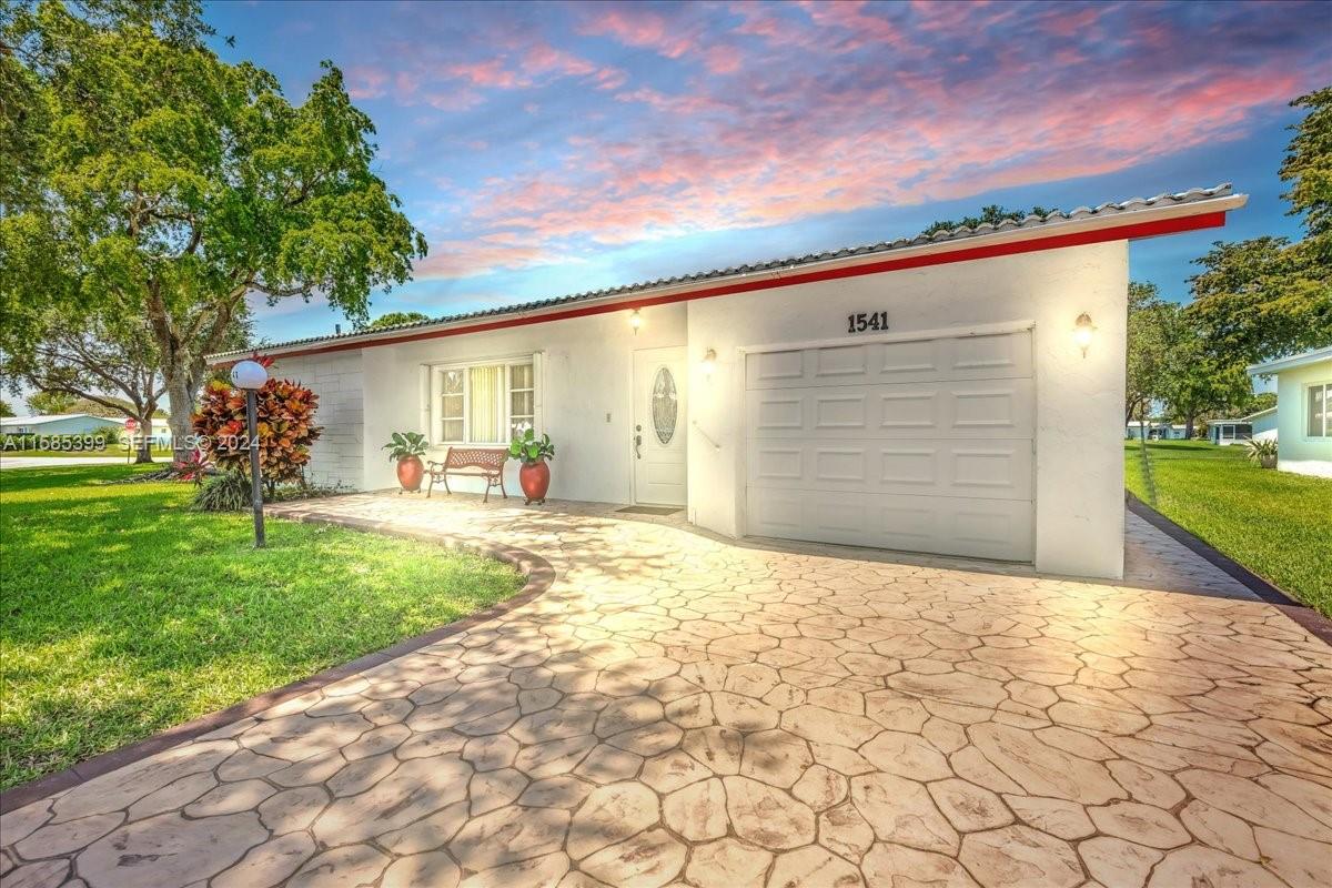 1541 NW 85th Avenue