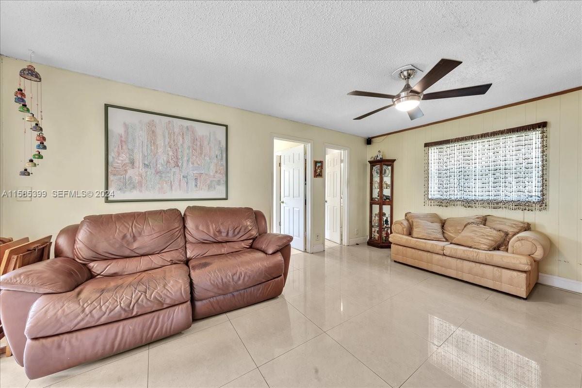 1541 NW 85th Avenue