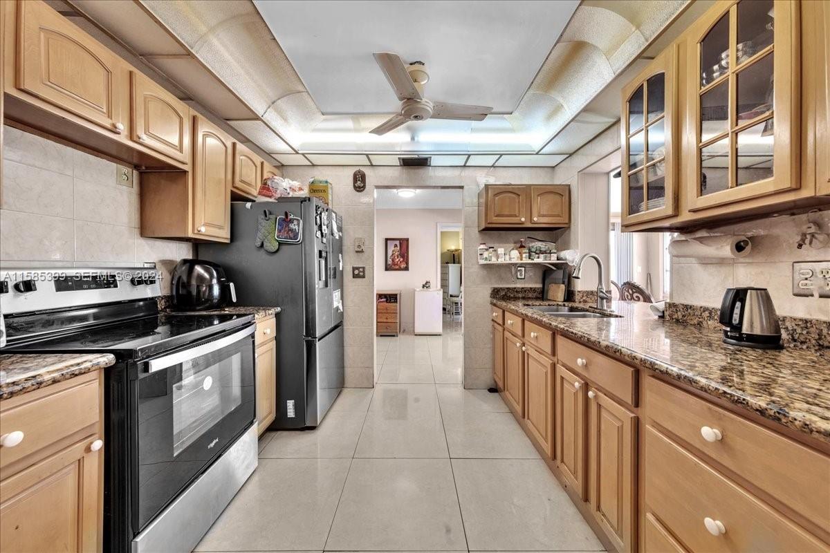1541 NW 85th Avenue