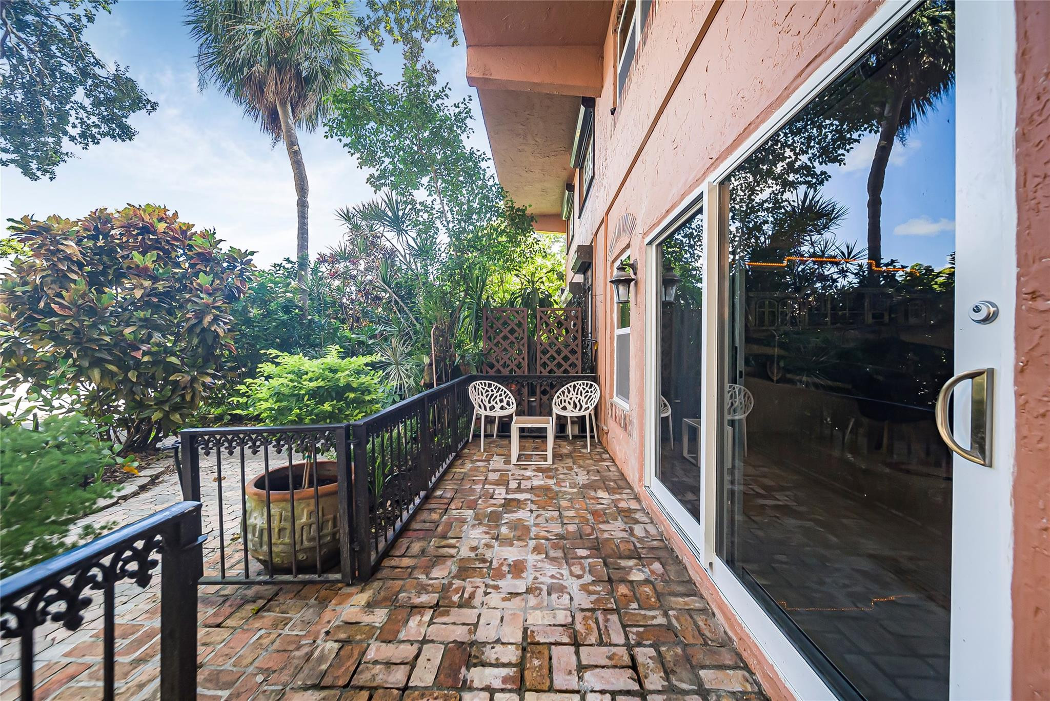 620 Tennis Club Drive 111