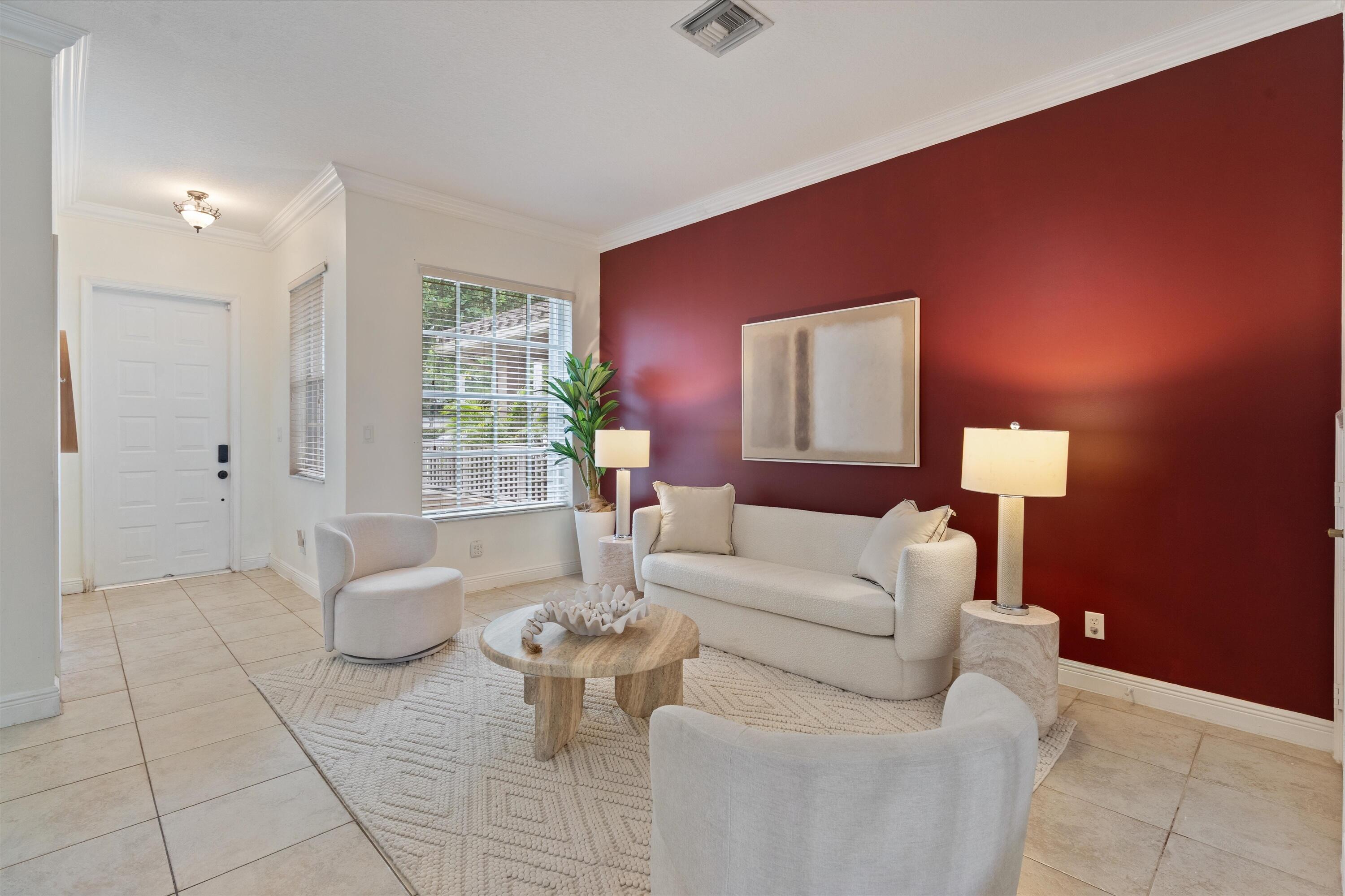 3505 Lakeside Drive