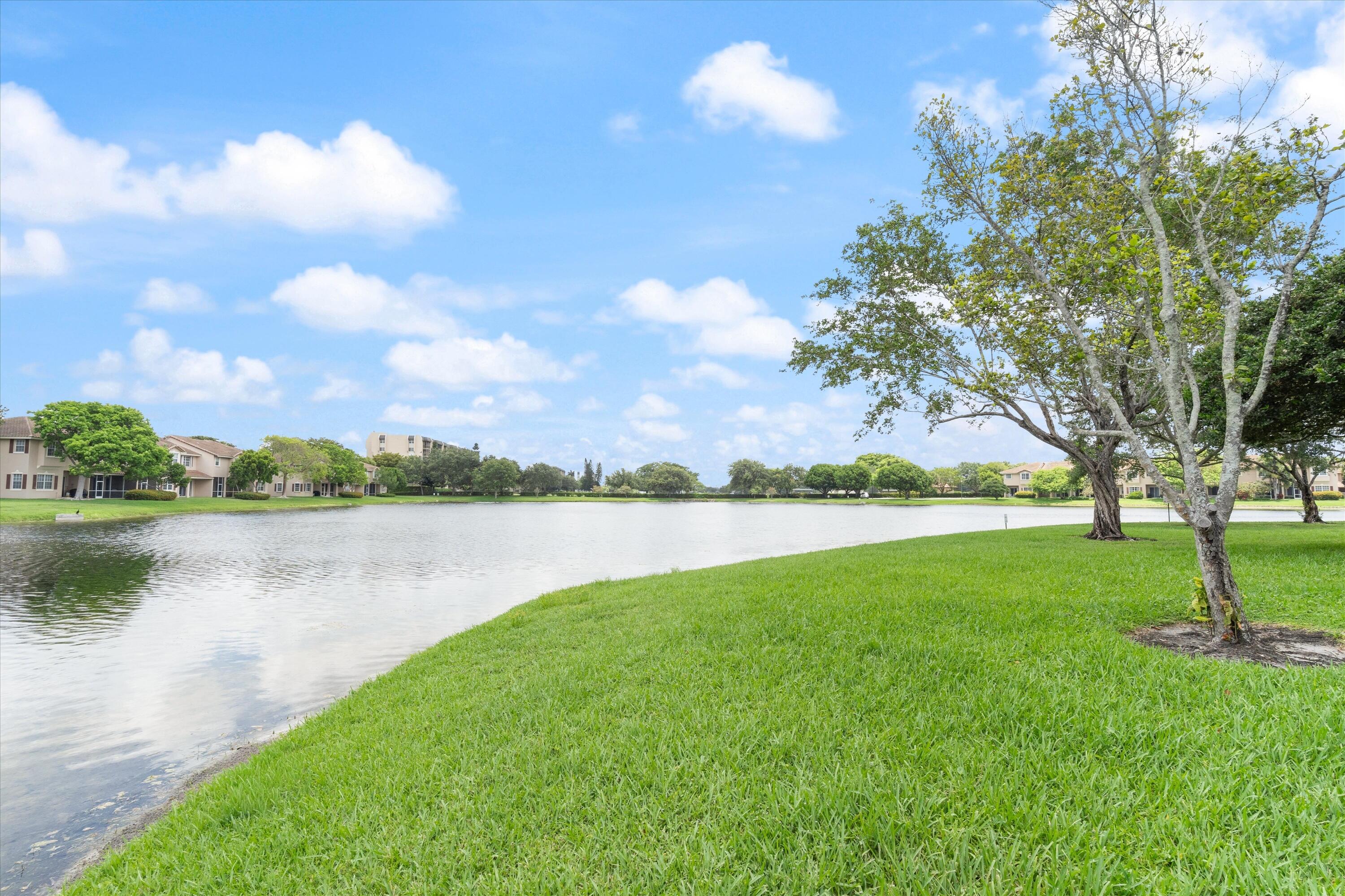 3505 Lakeside Drive