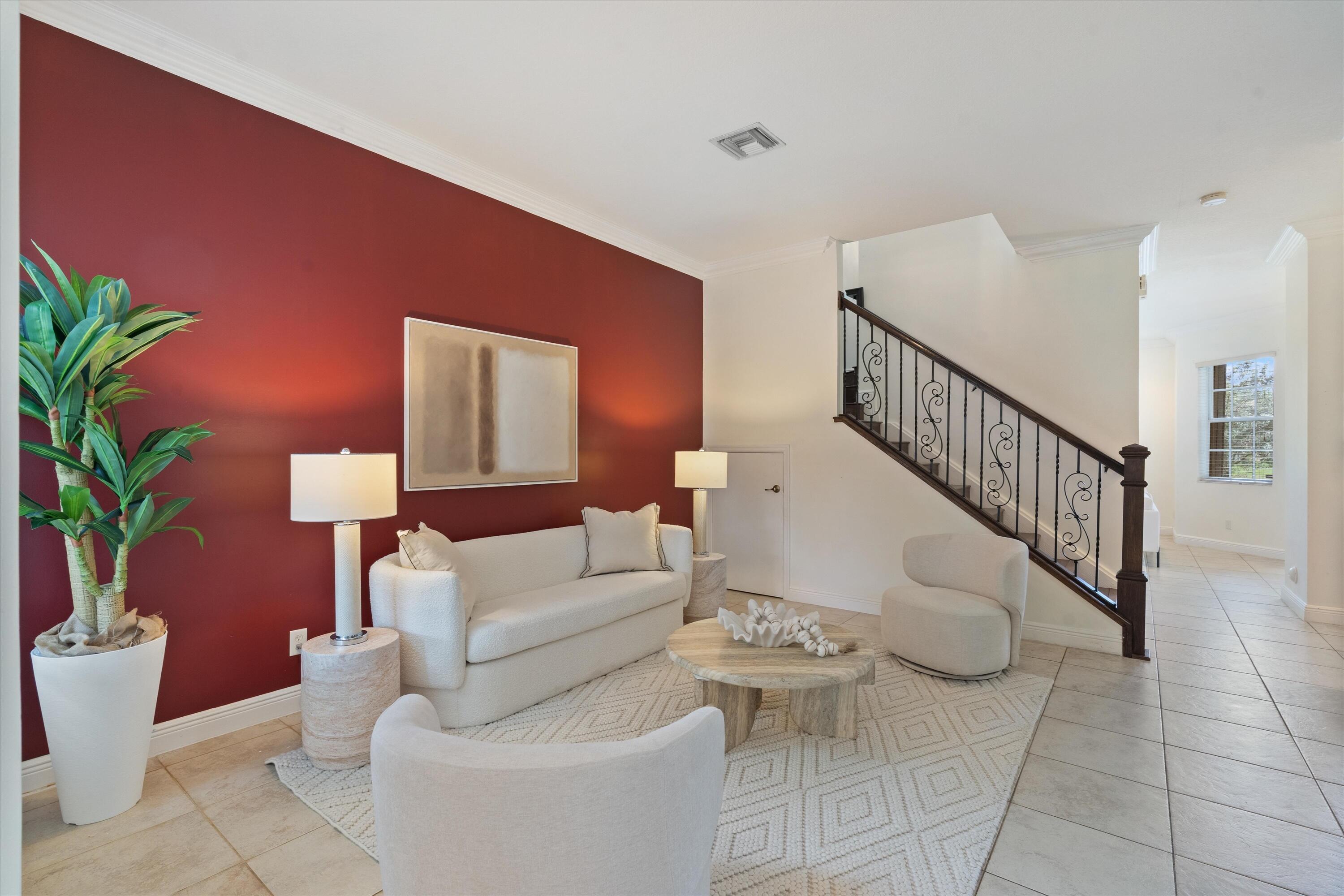 3505 Lakeside Drive