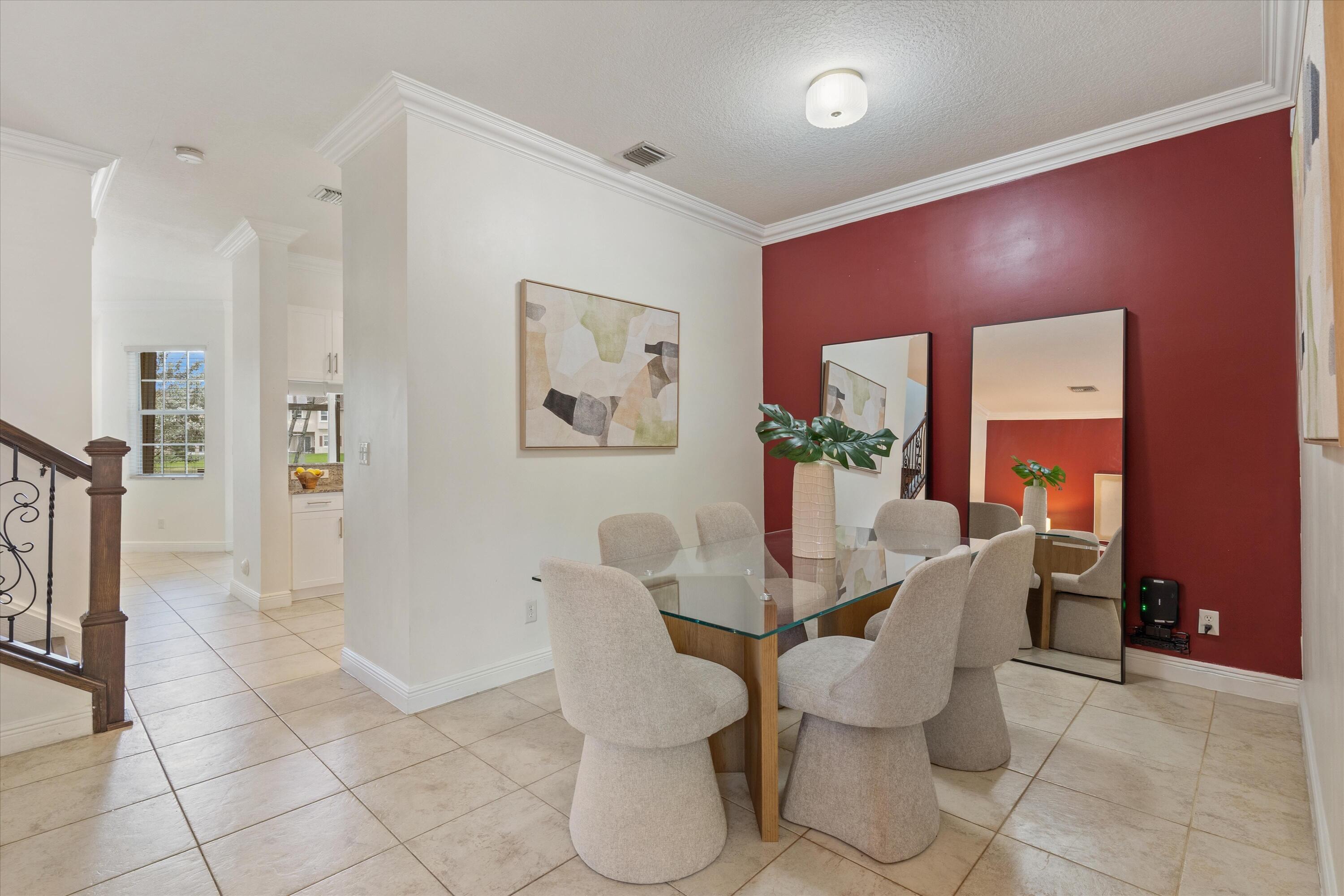 3505 Lakeside Drive