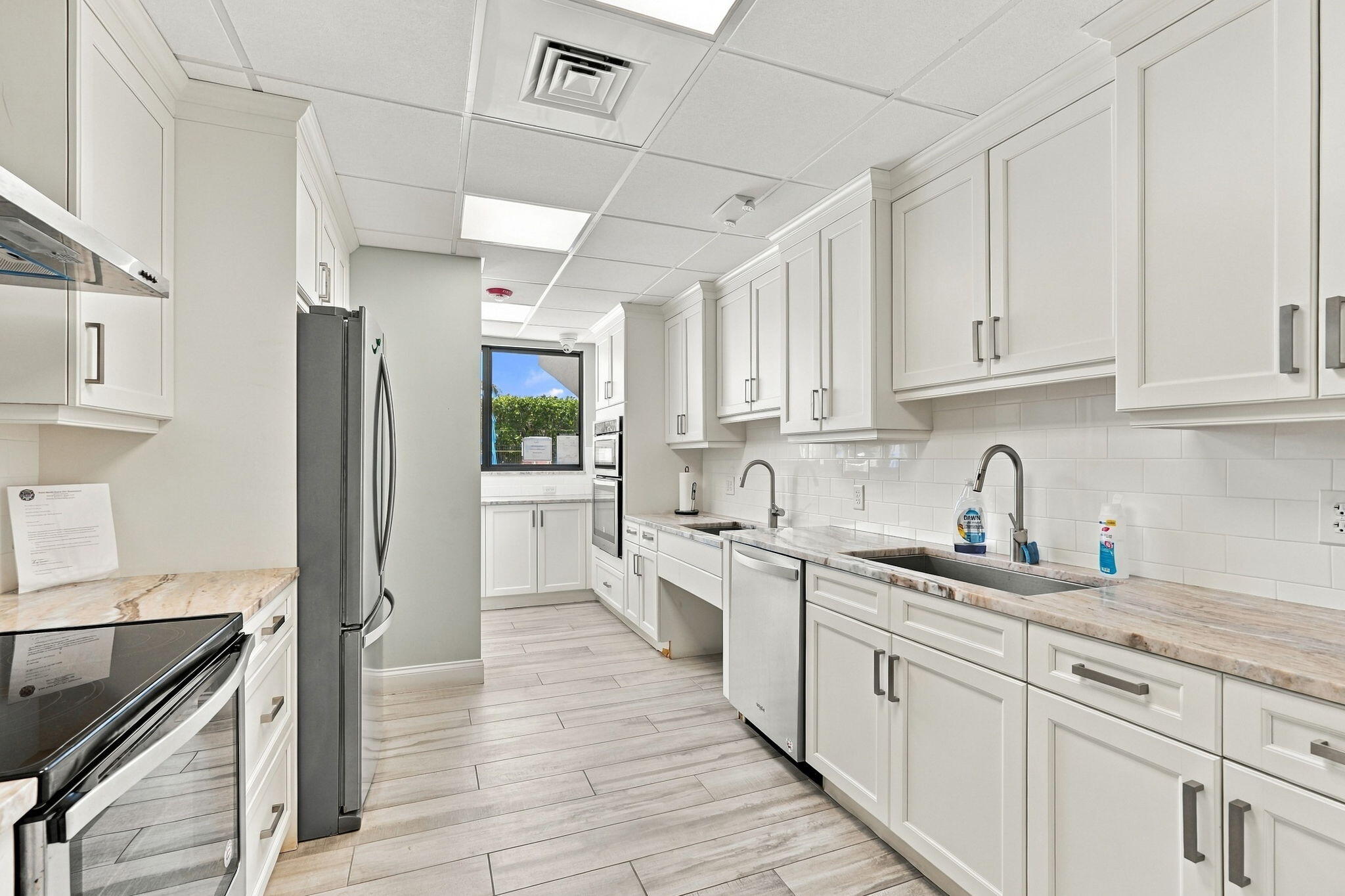 145 S OCEAN Avenue 611