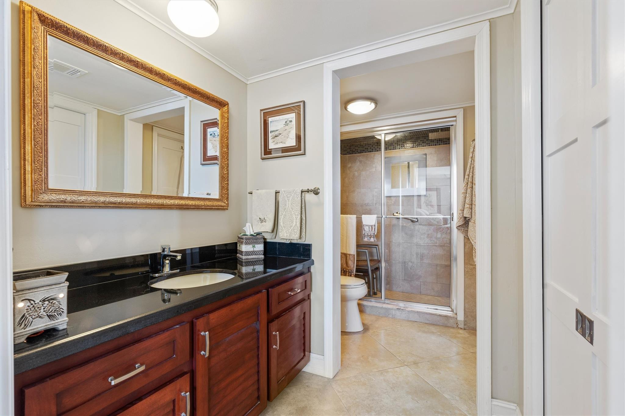 301 LAKE SHORE Drive 501
