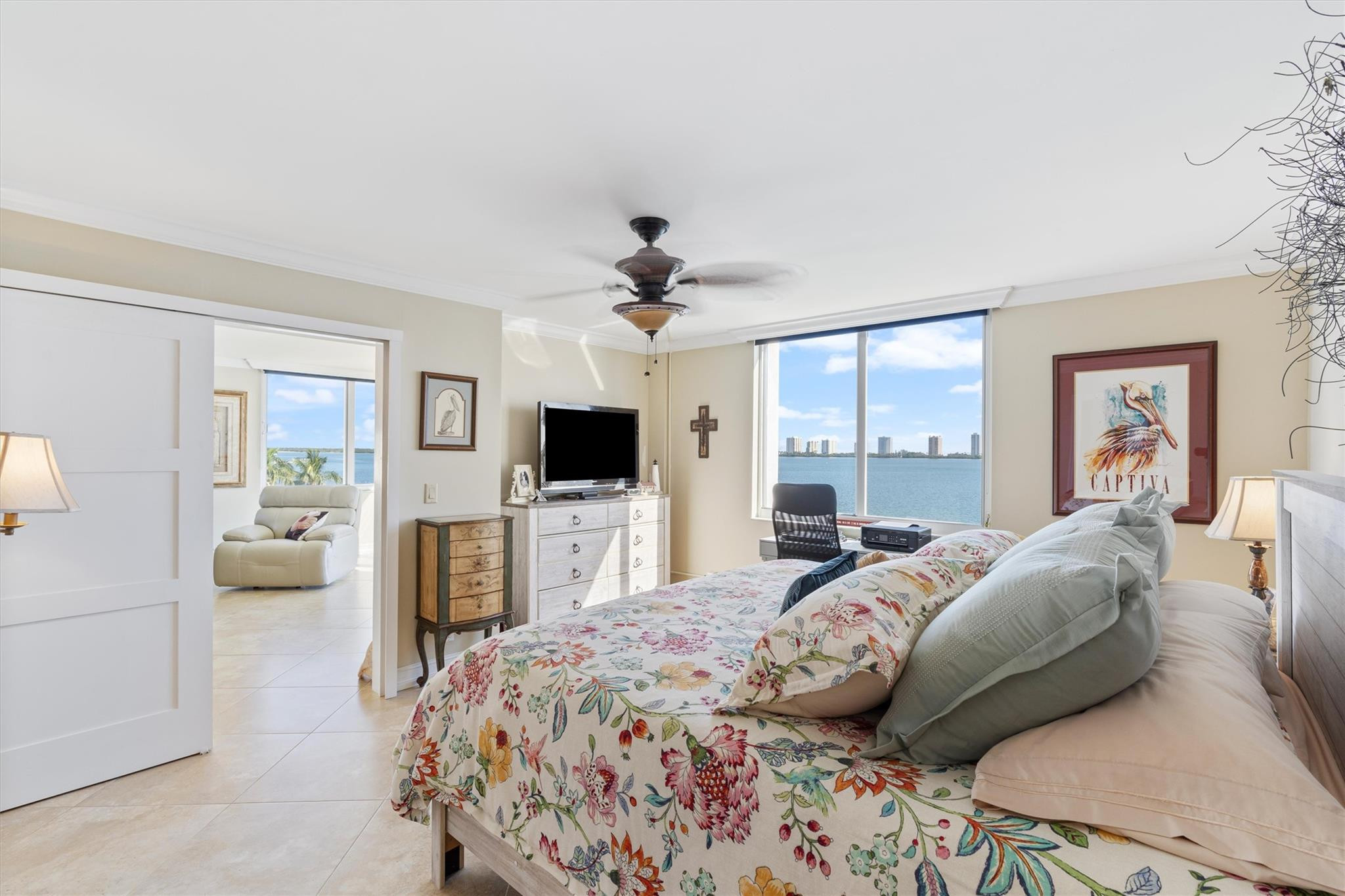 301 LAKE SHORE Drive 501
