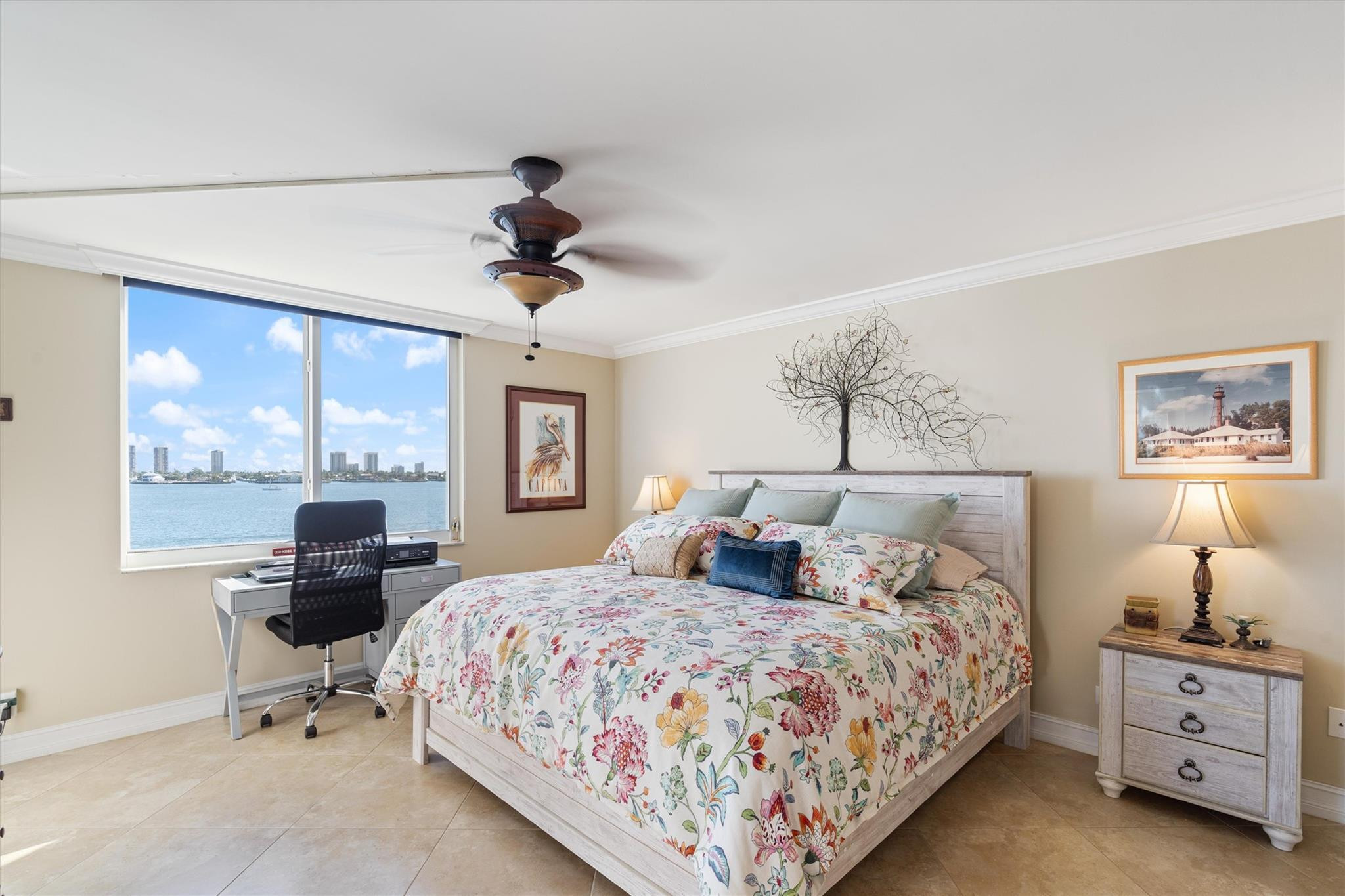 301 LAKE SHORE Drive 501