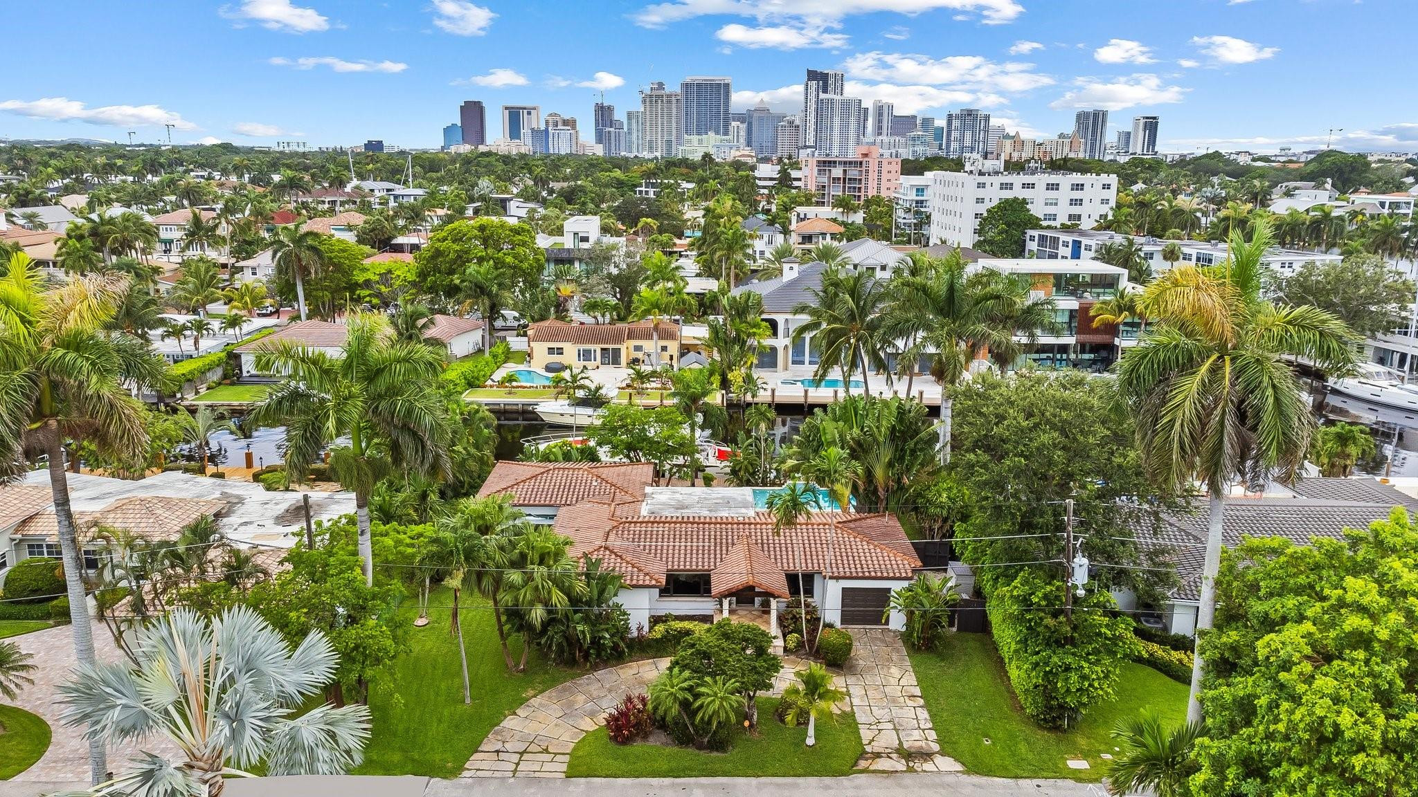 331 Lido Dr