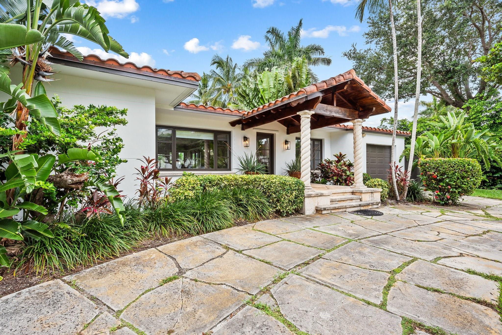 331 Lido Dr