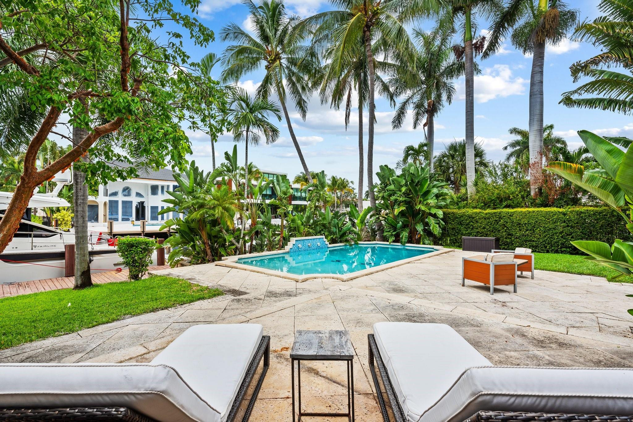 331 Lido Dr