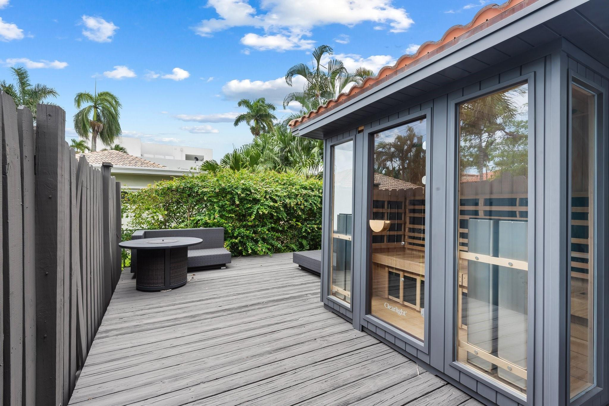 331 Lido Dr