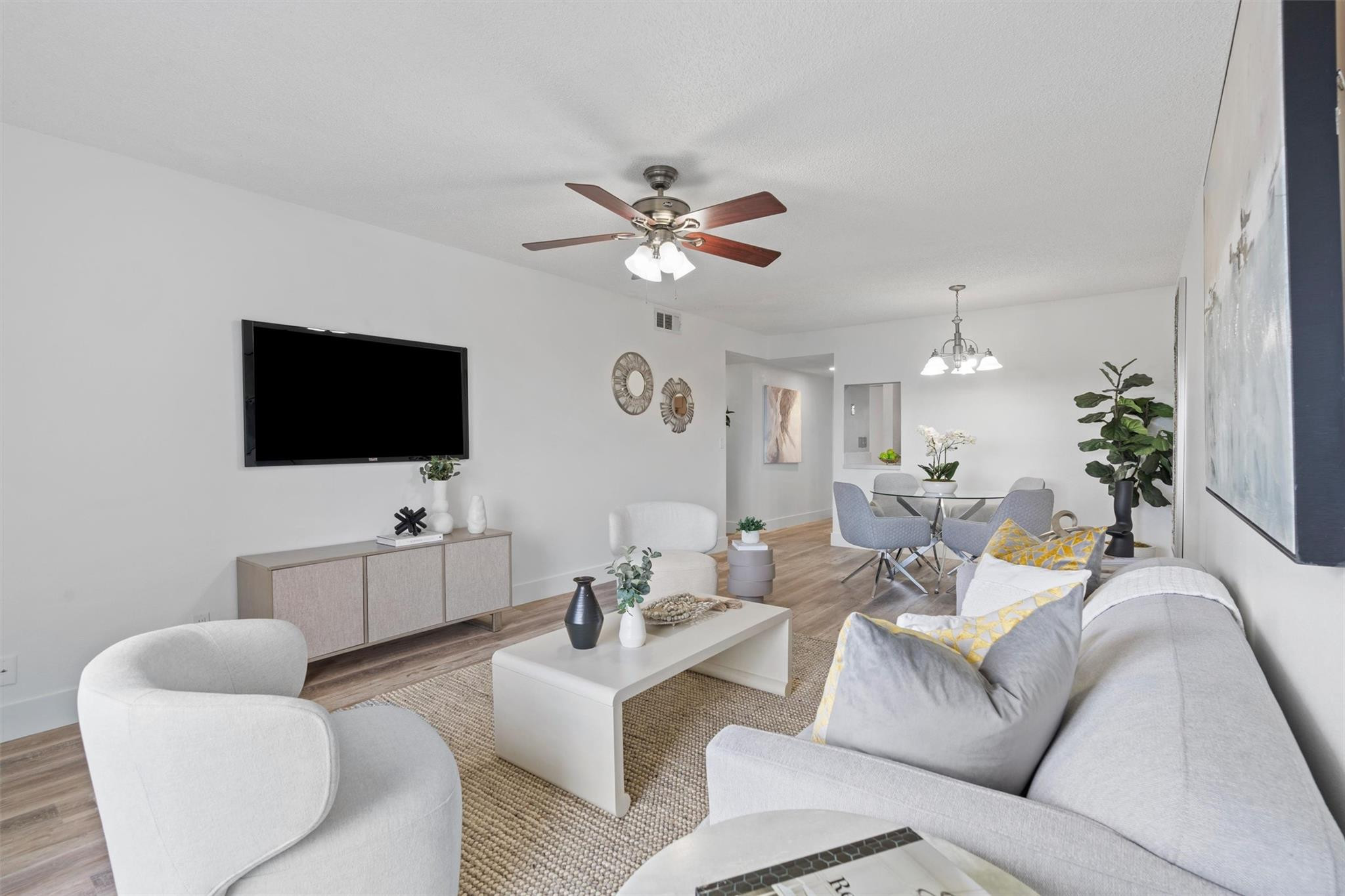 7521 NW 16th St 4510
