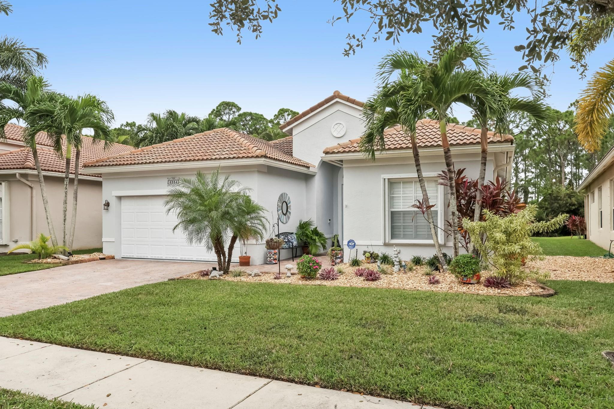 6984 SE Cricket Ct