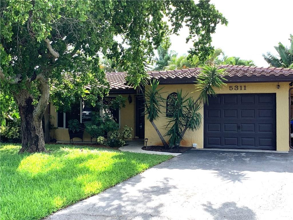 5311 NE 17th Ter