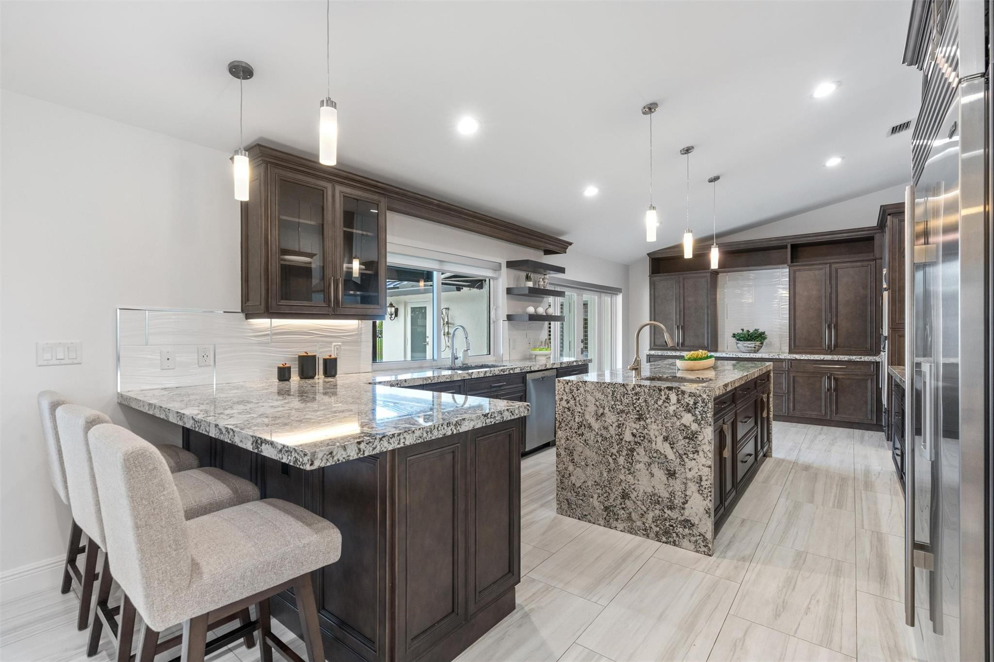 11914 Green Oak Dr