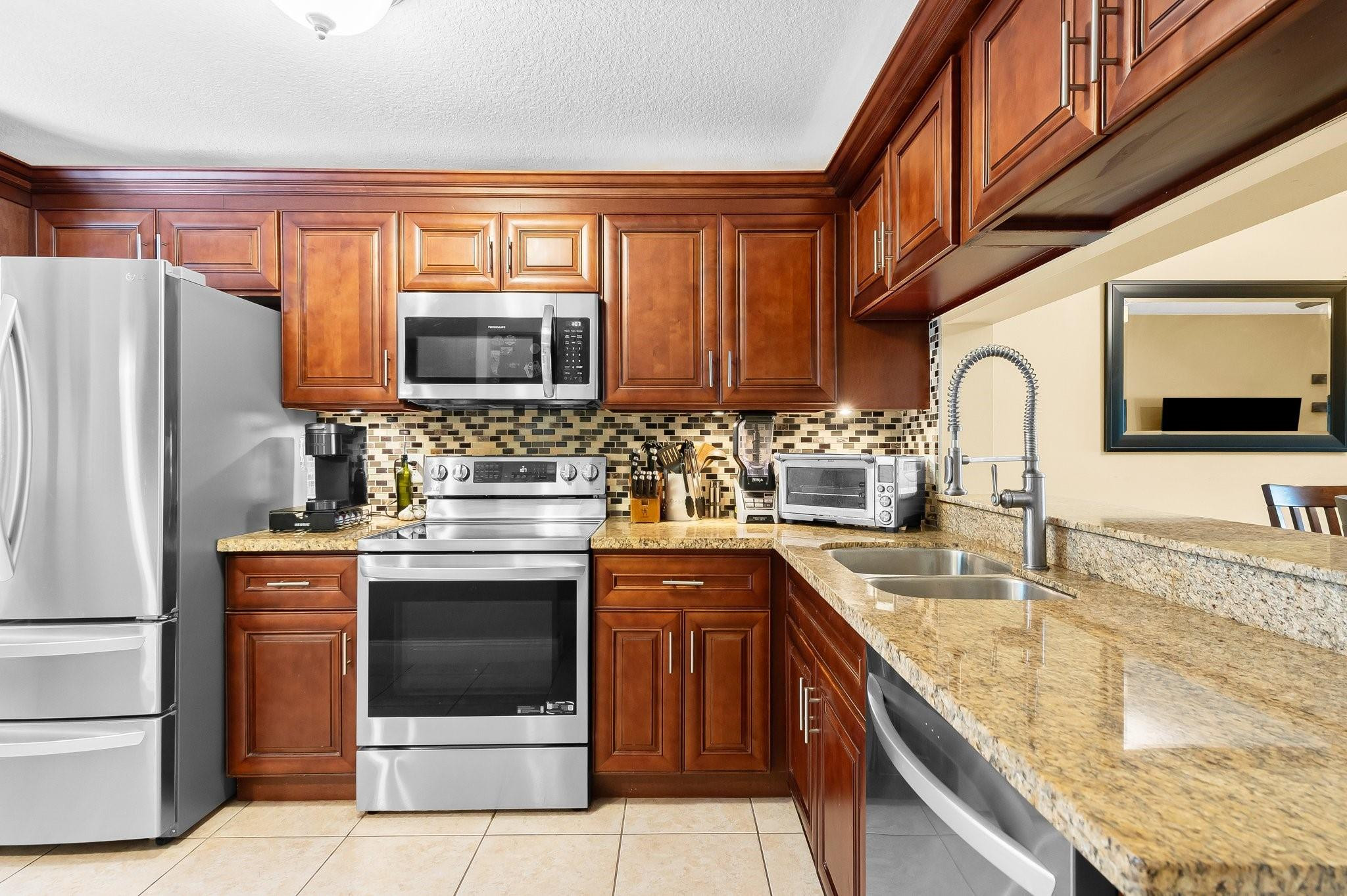 3169 SW 50th St 75