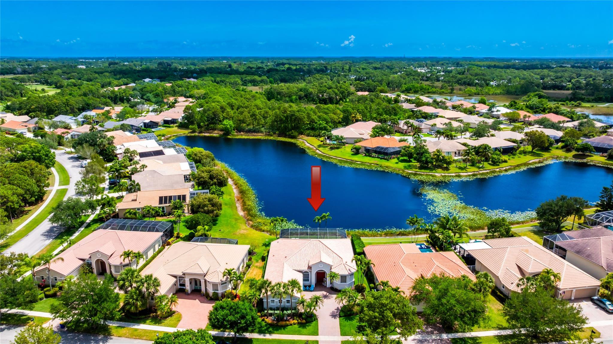 6945 SE Bay Hill Dr