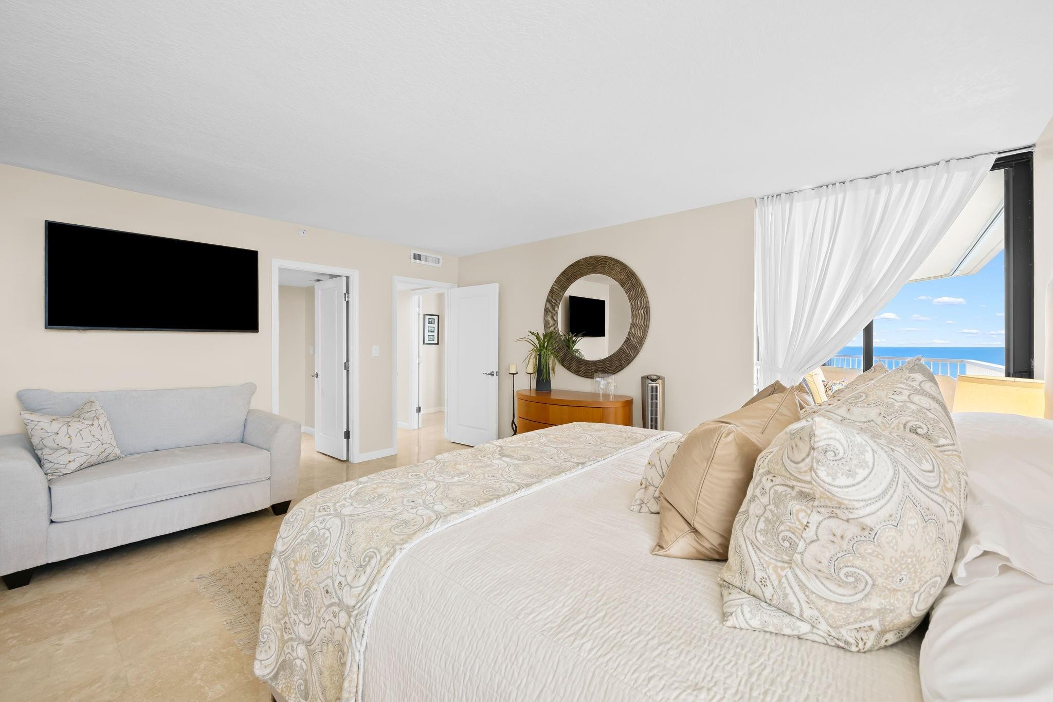 5070 N Ocean Dr 12-A