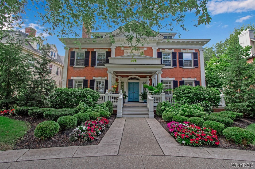 70 Oakland Place