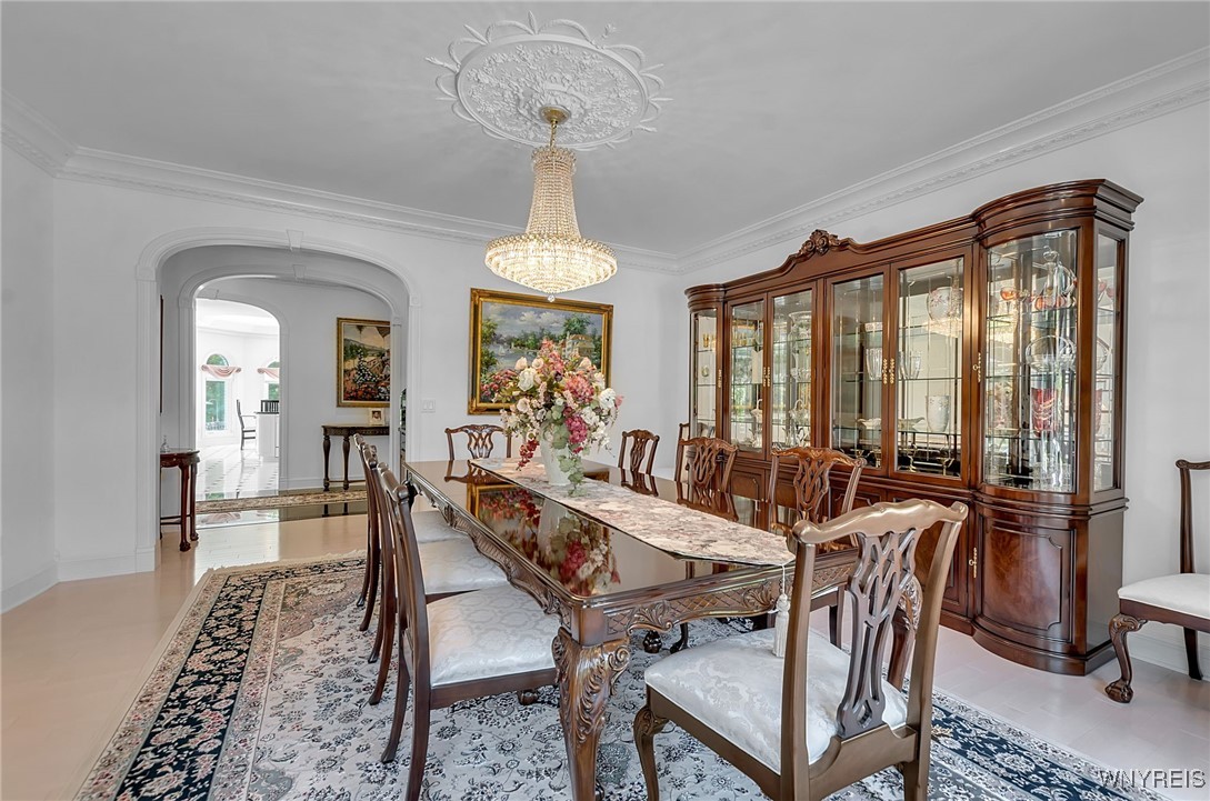 7 Woodcrest Drive