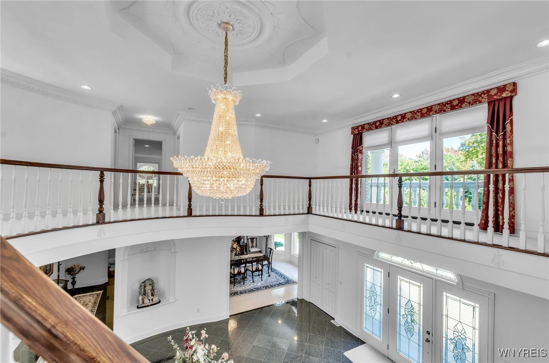 7 Woodcrest Drive