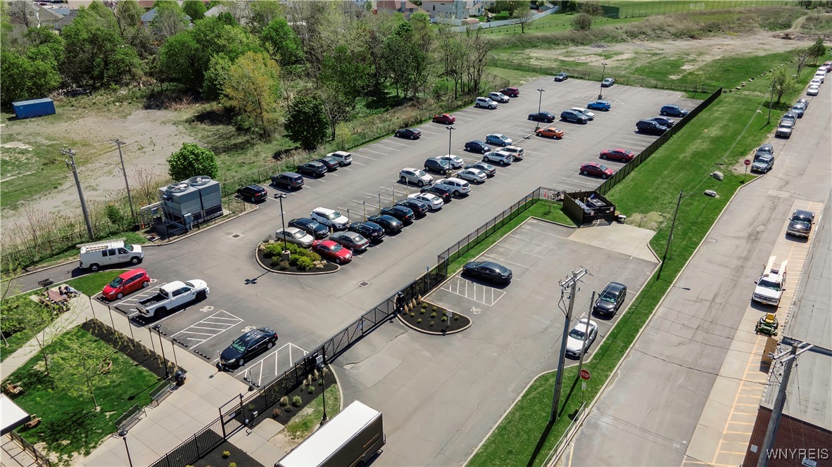 2917 Main Street G09