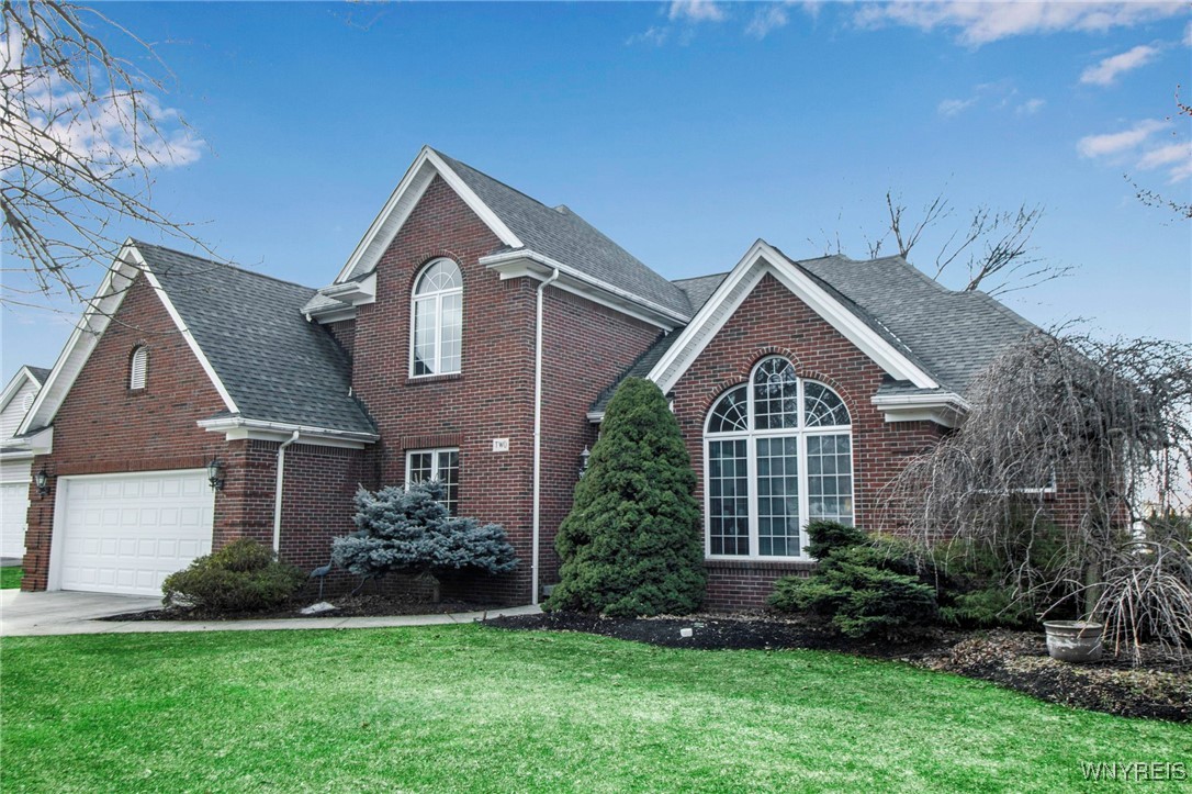 2 Steinway Court