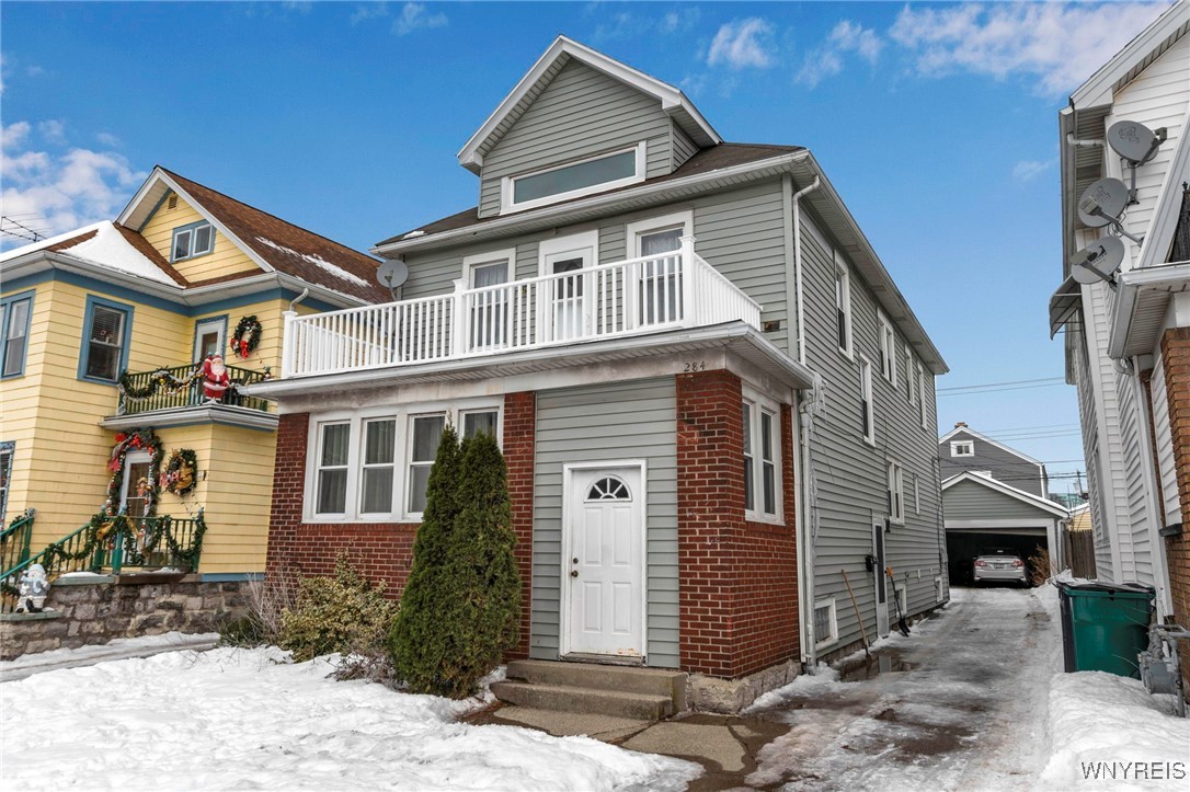 284 Hartwell Road
