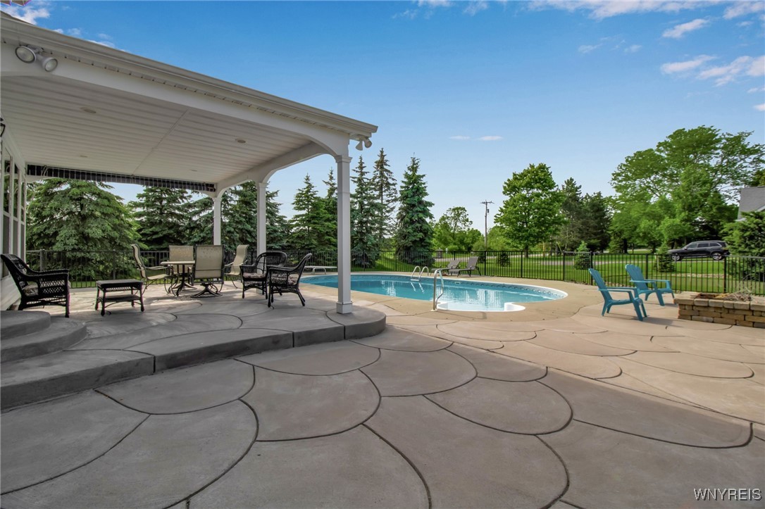 9100 Beech Meadow Court