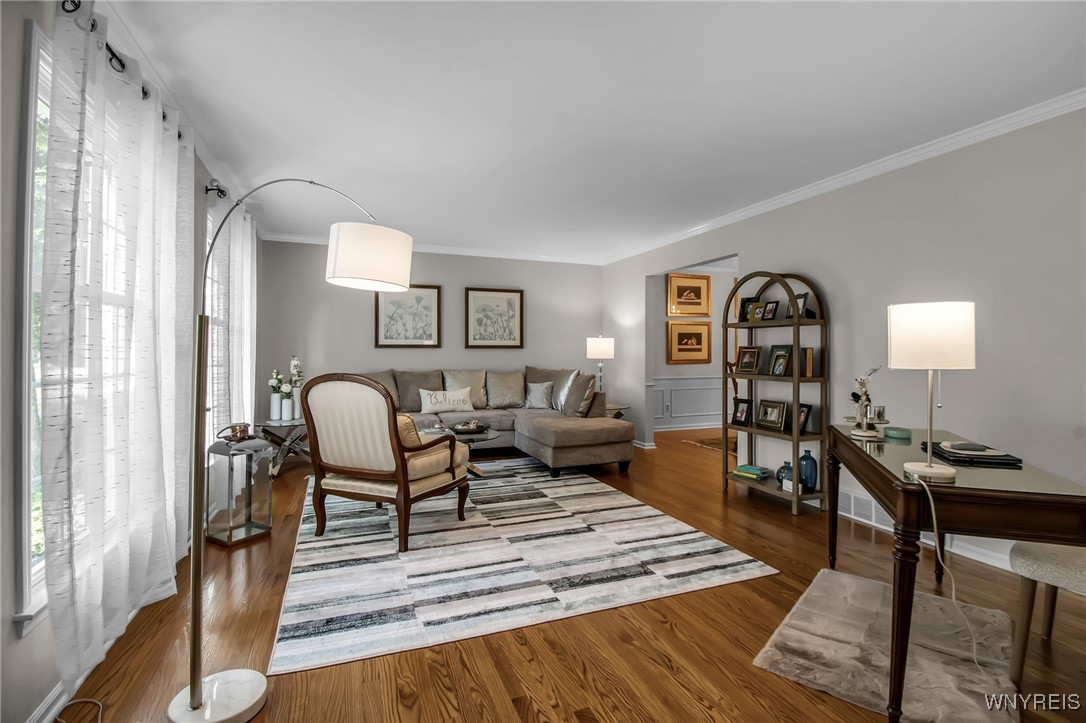 8125 Old Post Road West