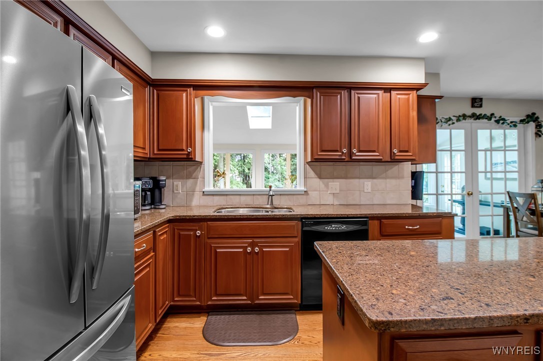 8125 Old Post Road West