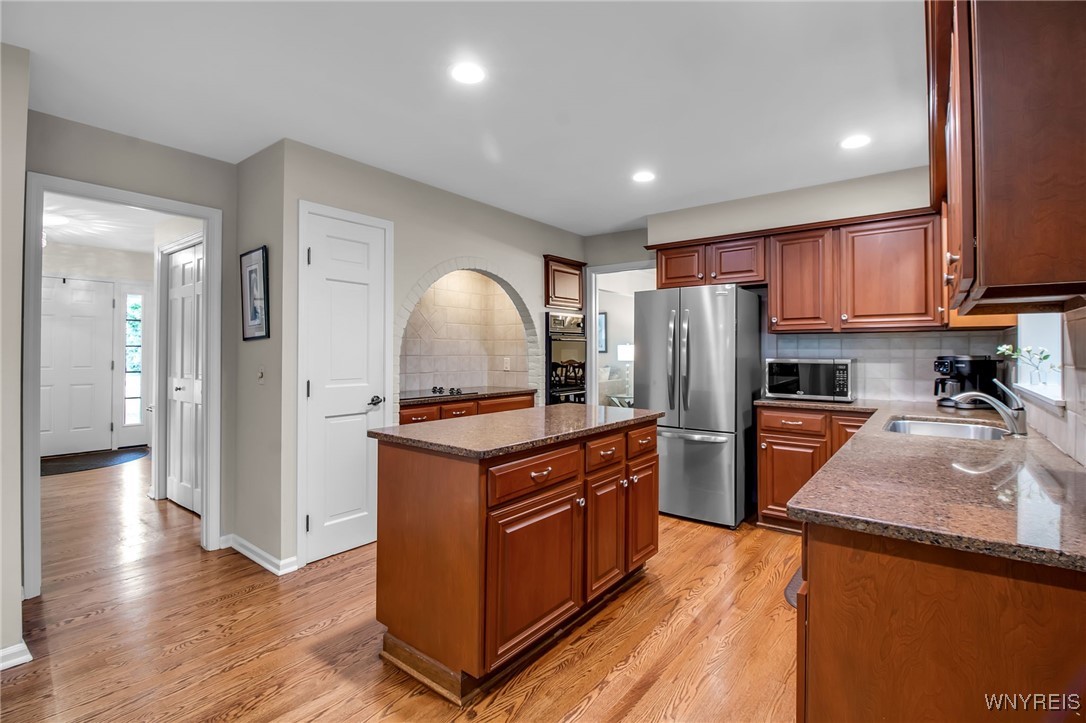 8125 Old Post Road West