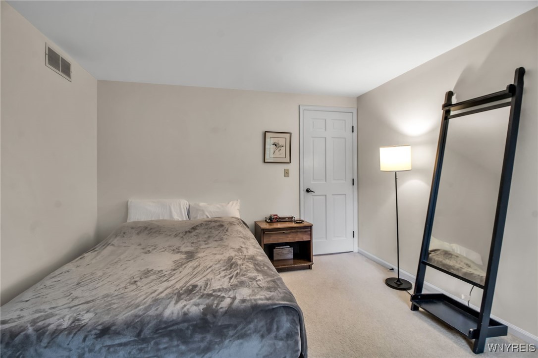 8125 Old Post Road West