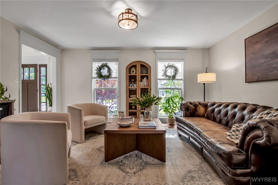 6 Cynthia Circle